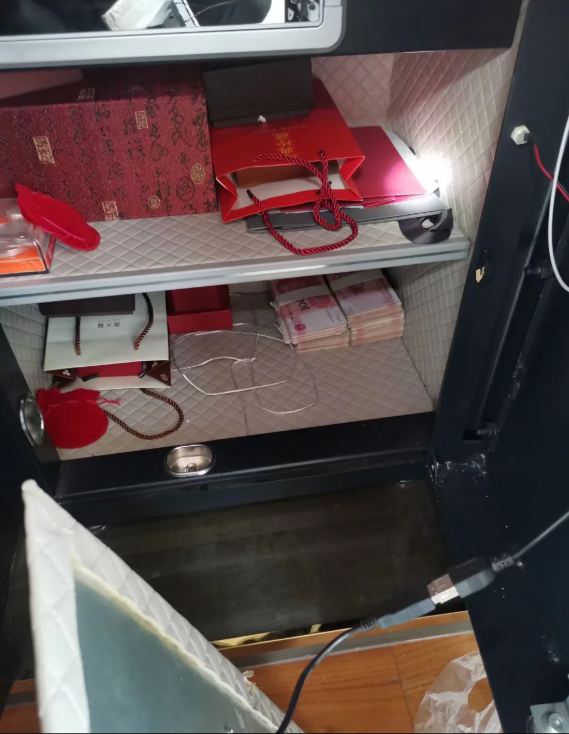 圖片關(guān)鍵詞