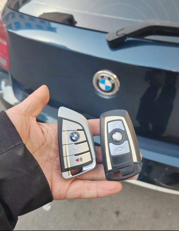 濟(jì)南市萊蕪進(jìn)口寶馬120配汽車鑰匙，寶馬1系配刀鋒款鑰匙

