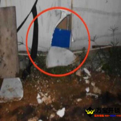 打洞技術(shù)哪家強(qiáng)?兄弟二人破墻鑿穿屋頂偷竊被刑拘