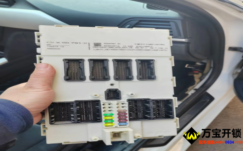 萊蕪寶馬520配汽車(chē)鑰匙，寶馬開(kāi)鎖汽車(chē)鑰匙全丟配鑰匙