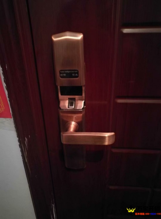 萊蕪高檔小區(qū)裝古銅色指紋鎖，萊蕪指紋鎖專賣店