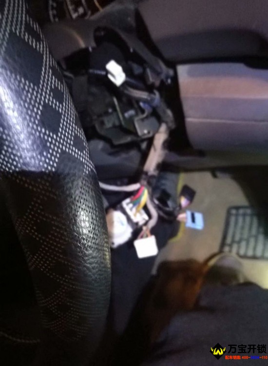 萊蕪新款本田CRV點(diǎn)火鎖發(fā)卡擰不動維修，萊蕪修本田點(diǎn)火鎖，萊蕪專修汽車鎖