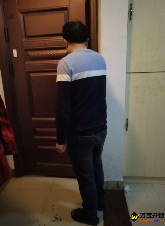 萊蕪高層安裝基信指紋鎖智能鎖E6007紅古銅色