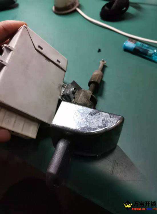 濟(jì)南萊蕪路虎攬勝鑰匙全丟配鑰匙，路虎捷豹配汽車鑰匙